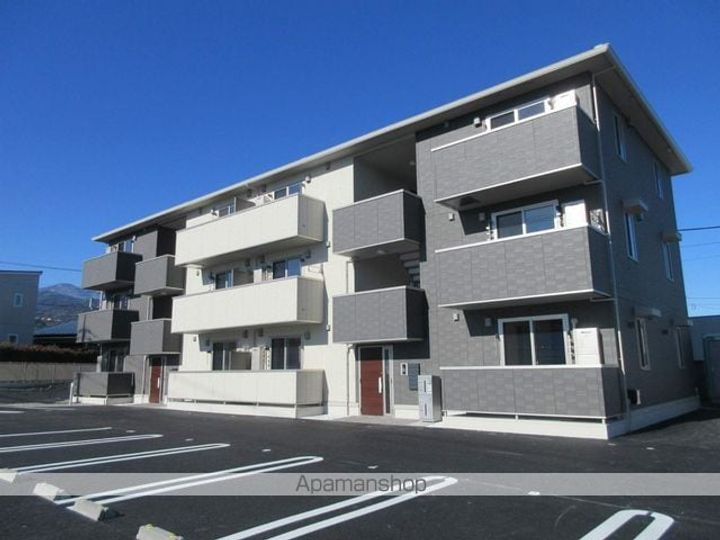 パレステート305号室の外観
