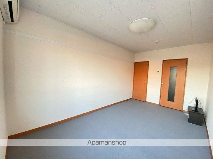レオパレス憩の内装