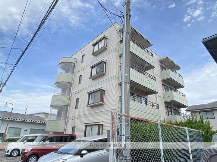 福井県福井市南四ツ居1丁目の賃貸マンション201の外観