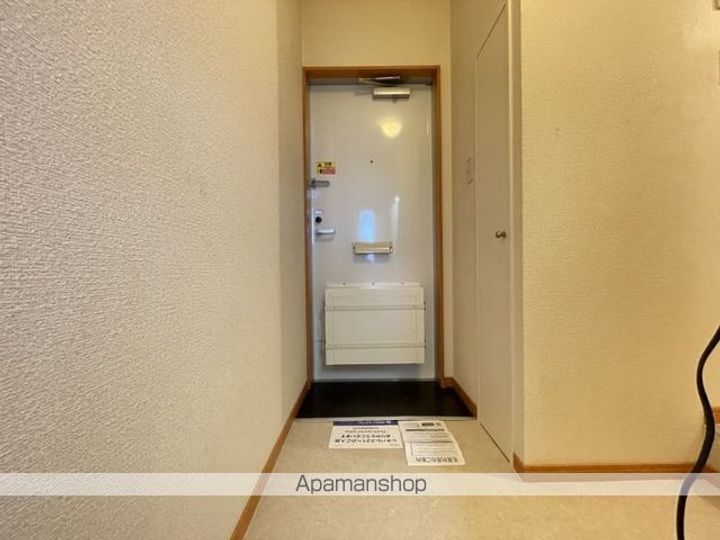 北海道函館市広野町の賃貸アパート203の玄関