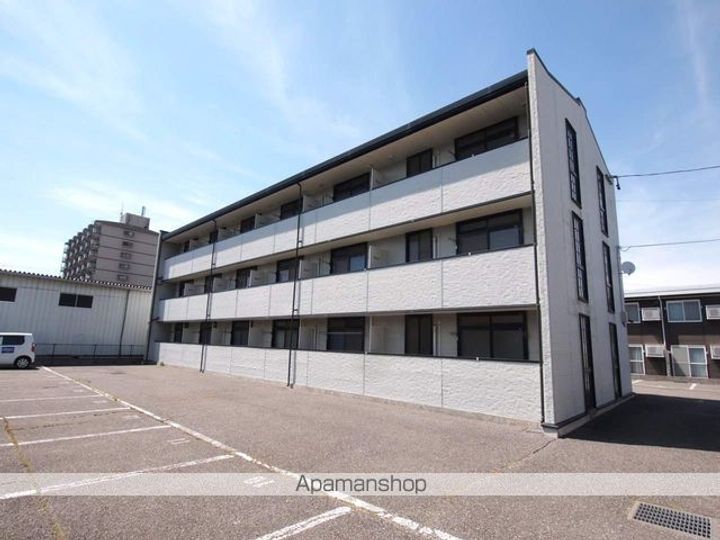 レオパレスメゾン桔梗201の外観