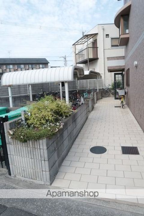 真田マンションの外観