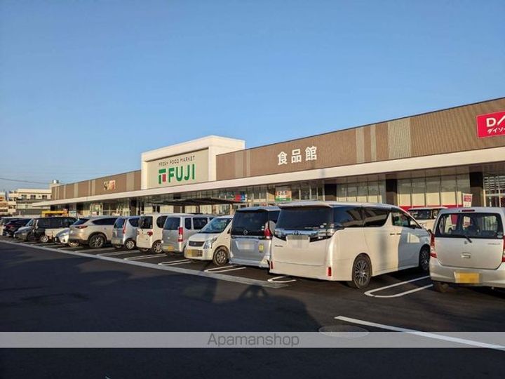 ファイン エクセレント Kの周辺