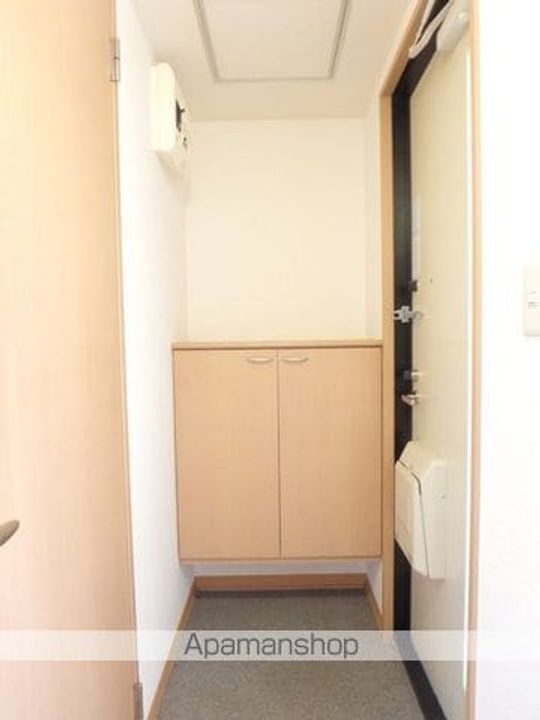 プレミール石江の玄関