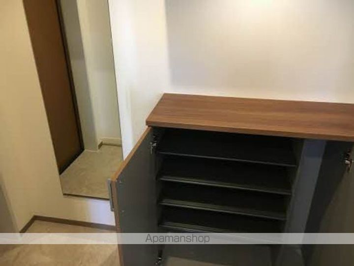 長野県長野市中御所2丁目の賃貸マンションの玄関