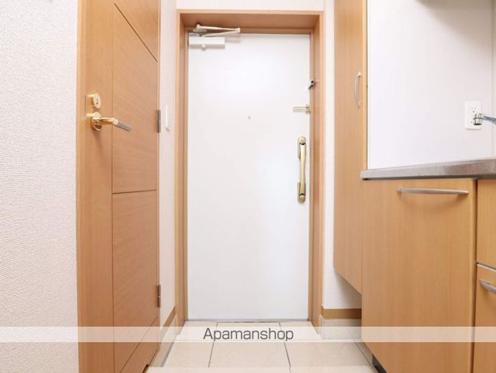 シティライフ今池の玄関