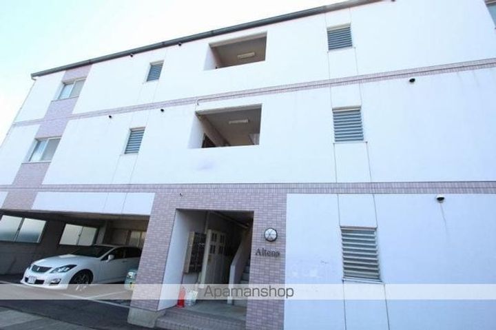 メルベーユアルテナ203の外観