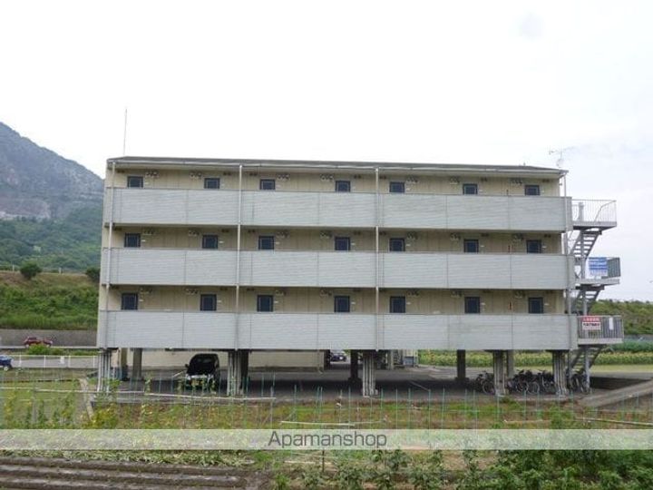 グランシャトー吉原北棟405の外観