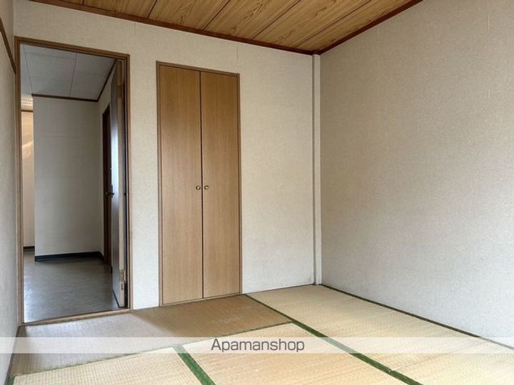 レジデンス栗島205の内装