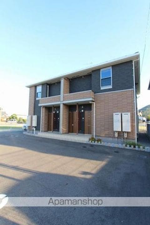 香川県高松市上林町の賃貸アパートの外観
