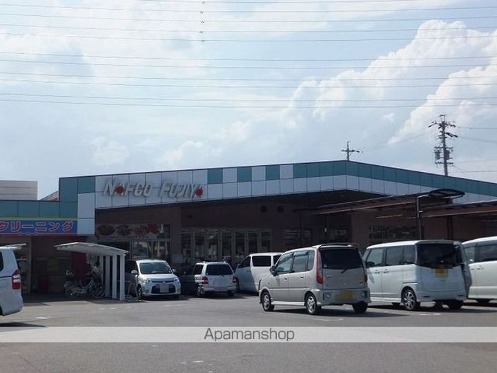 CHARMANT MUKAIYAMAの周辺