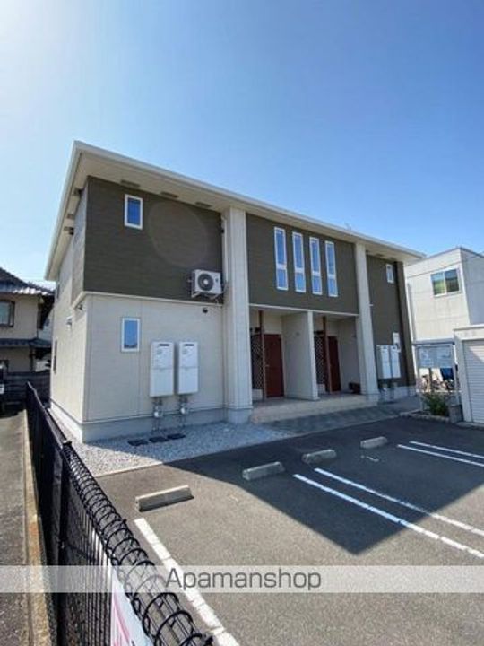 香川県高松市多肥下町の賃貸アパートの外観