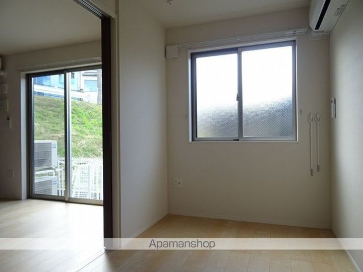 宮城県仙台市宮城野区東仙台4丁目の賃貸アパートの内装