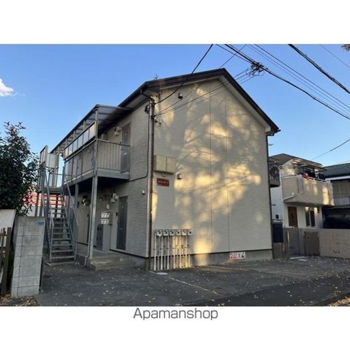 カーサドマーニ203号室の外観