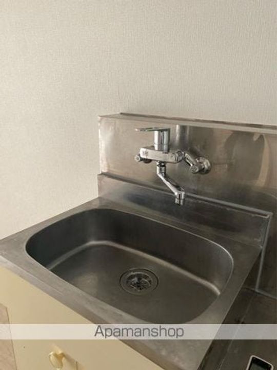 香川県高松市太田上町の賃貸マンションの内装