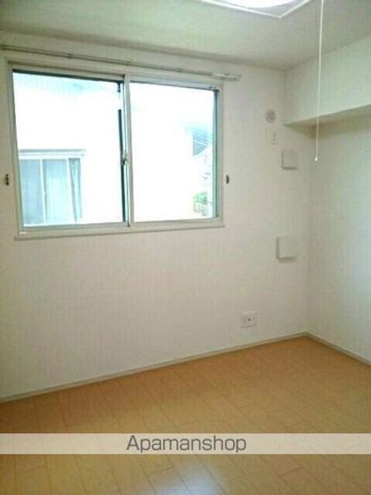 福井県あわら市二面の賃貸アパートの内装