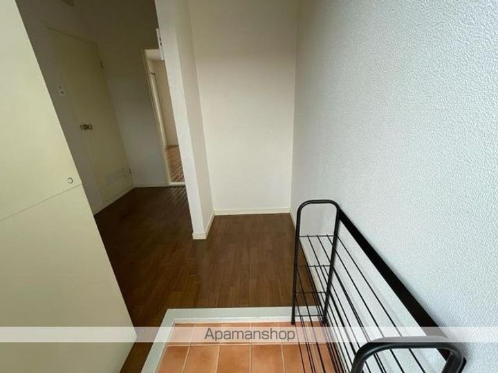 香川県高松市木太町の賃貸アパートの玄関