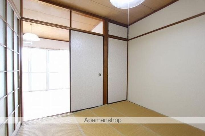 香川県さぬき市志度の賃貸マンションの内装