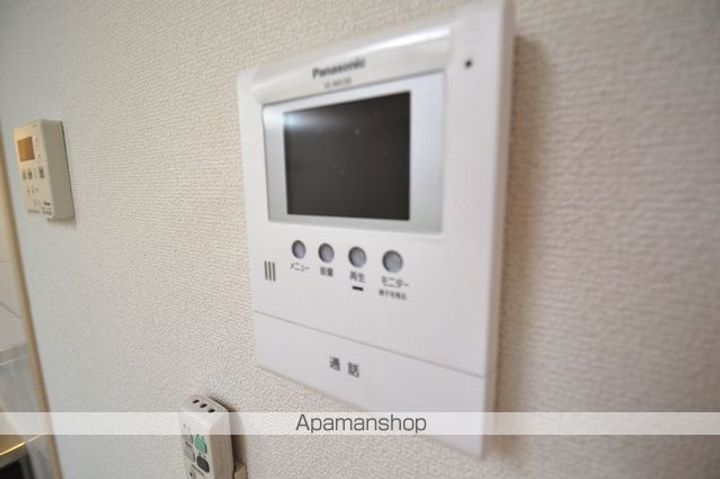 M・コンフォールのその他画像