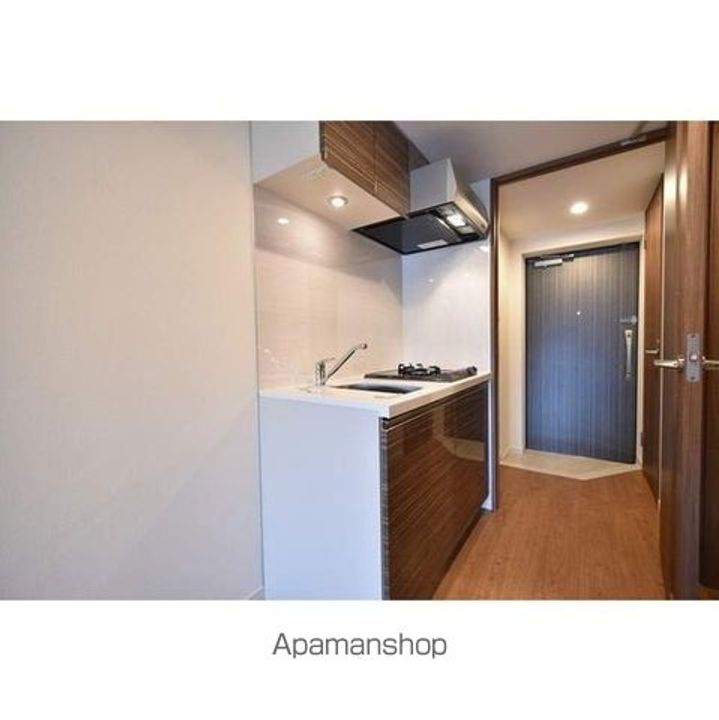 東京都中野区中央3丁目の賃貸マンションのキッチン