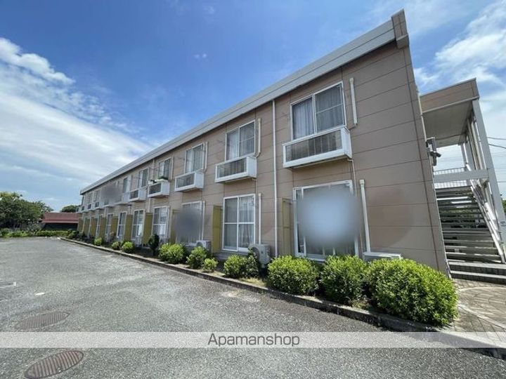 レオパレスタカネ.台の外観