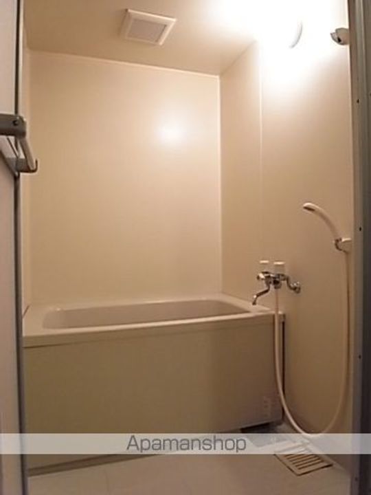 プロビデンス日比野の風呂