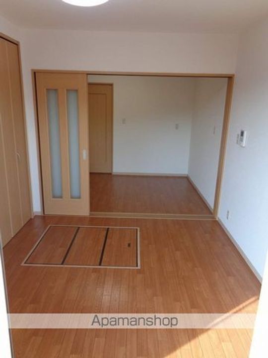 大阪府和泉市池田下町の賃貸アパート110の内装