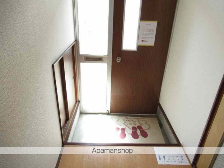 南部荘Bの玄関
