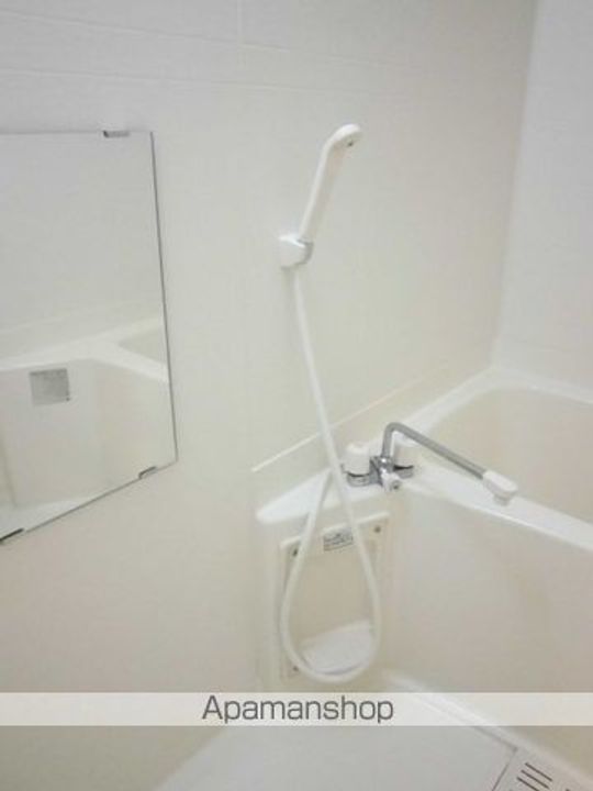 レオパレスKOMOTO足利の居間