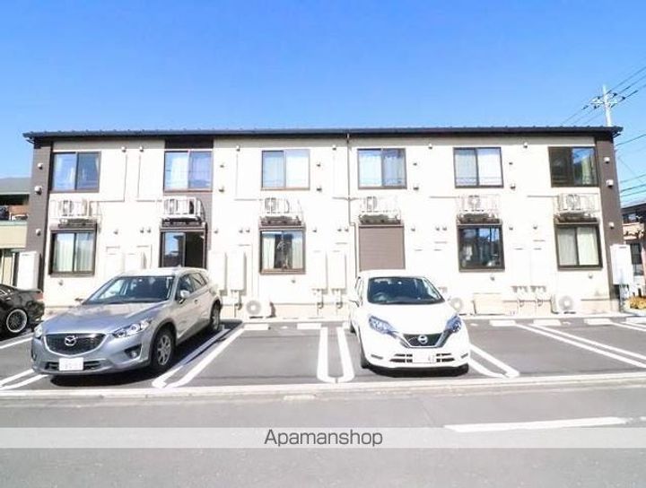 東京都福生市加美平1丁目の賃貸アパートの外観