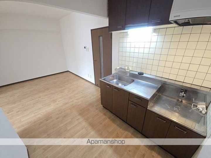 スパジオ665102の内装