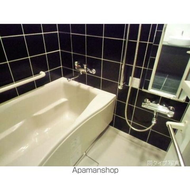 東京都渋谷区千駄ヶ谷4丁目の賃貸マンションの風呂