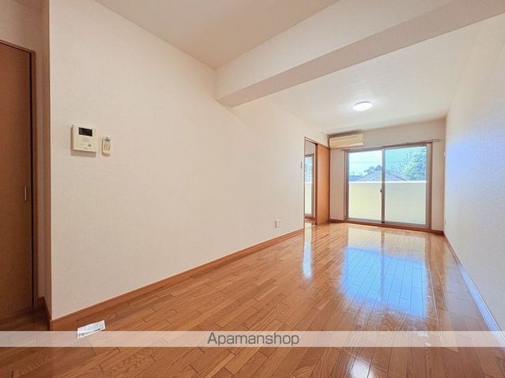 オアシスワンの居間