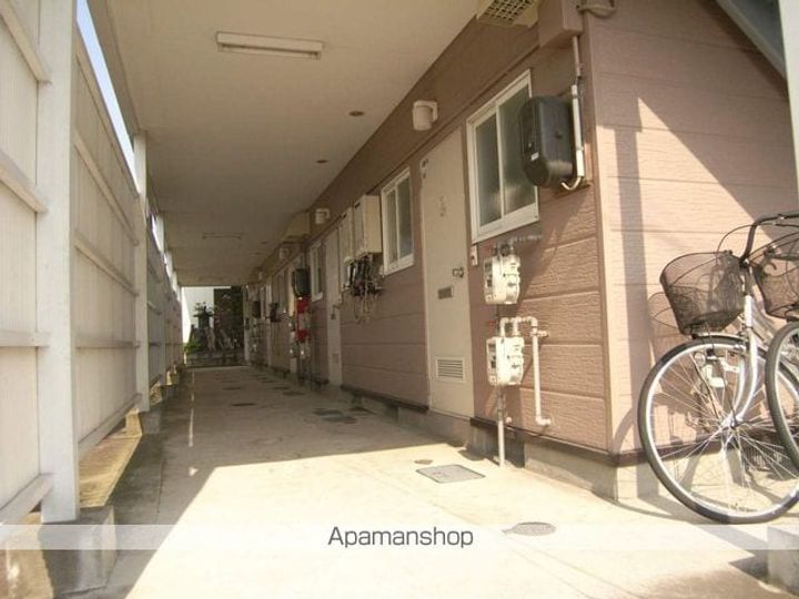 宮城県柴田郡柴田町槻木下町2丁目の賃貸アパート203の外観