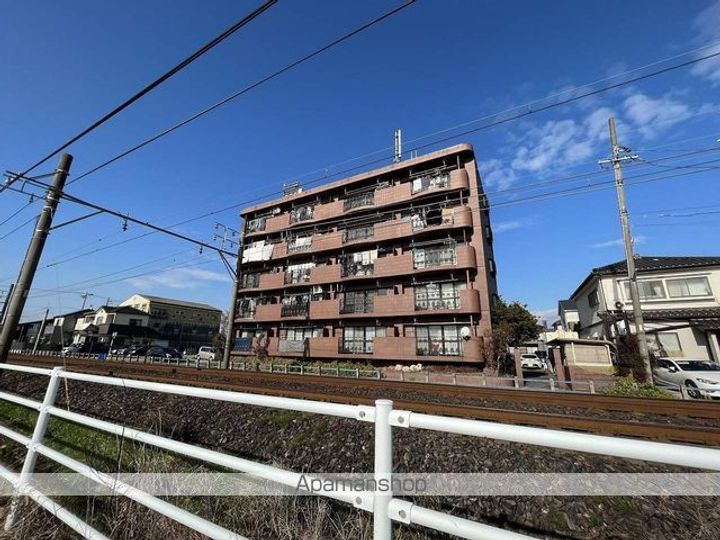 エミネンス江南501の外観