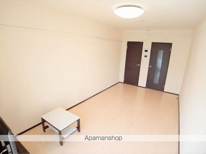 レオネクストヴァレッタの居間