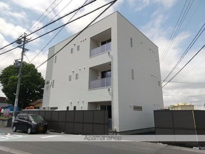 長野県松本市井川城1丁目の賃貸マンションの外観