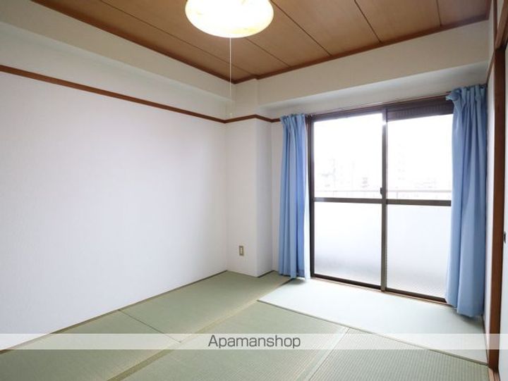 愛知県名古屋市昭和区御器所通2丁目の賃貸マンションの内装