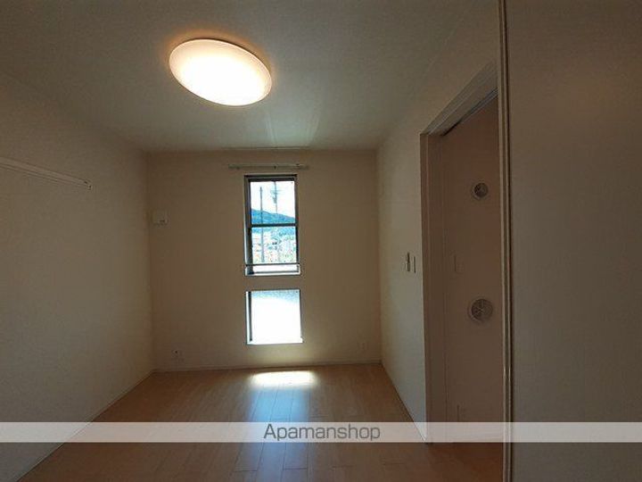 クレインのその他画像