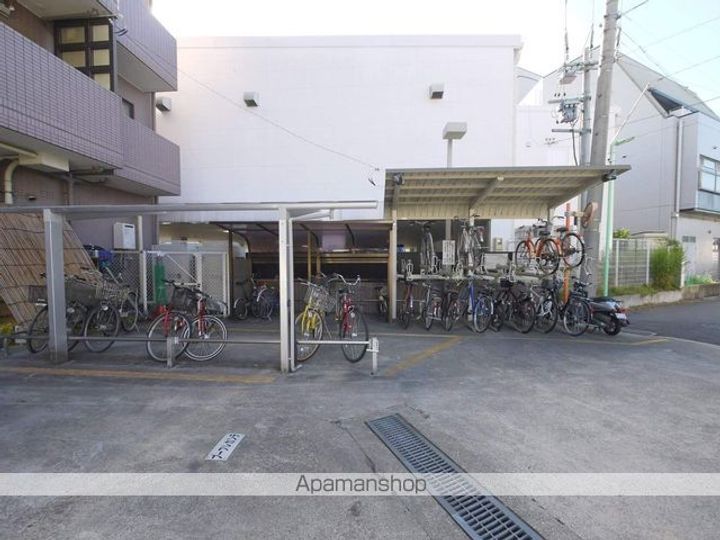 シャンボール近藤403の外観