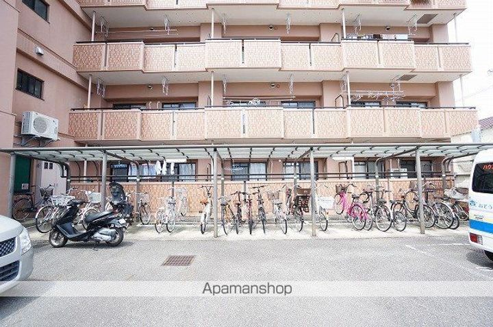 グランドゥール稲川の外観