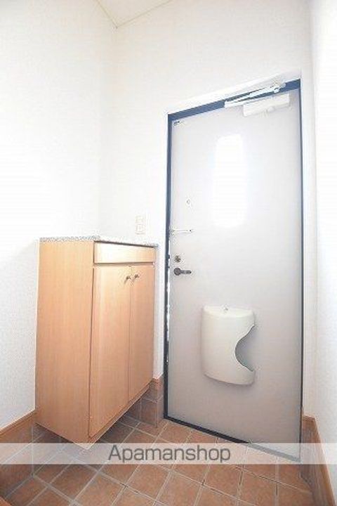 サンフラワーあたごの玄関