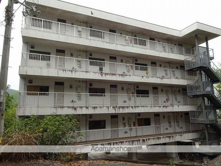 スカットハイツの外観