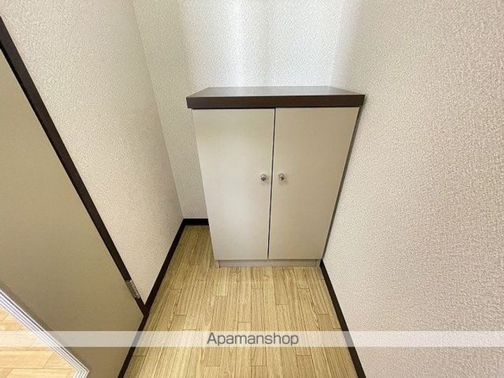 フレグランスすわA棟102の内装