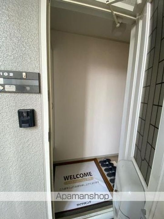 香川県高松市円座町の賃貸アパートの玄関