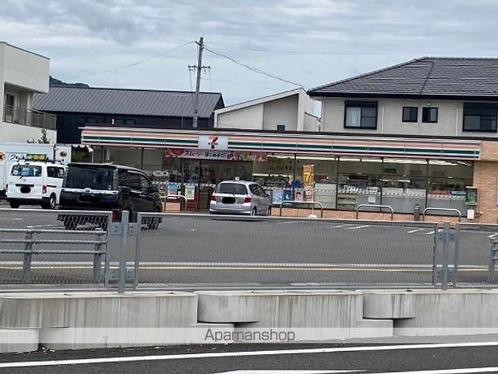 レオパレスメルベーユの周辺