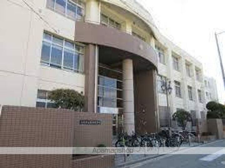 SHANGRIーLA305号室の周辺
