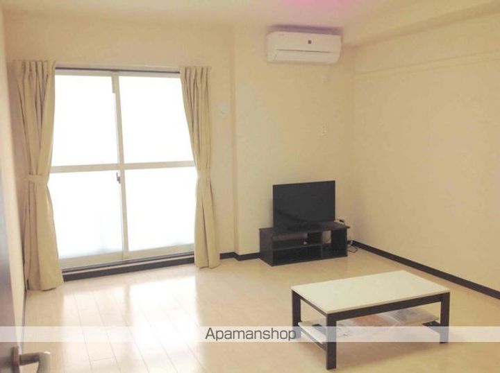 レオネクスト菜の花の居間