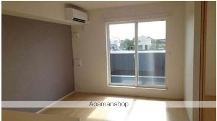 グランテージ小見川WESTの居間