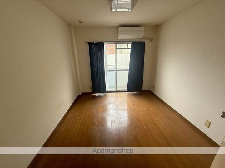 シングルマンションまことの居間